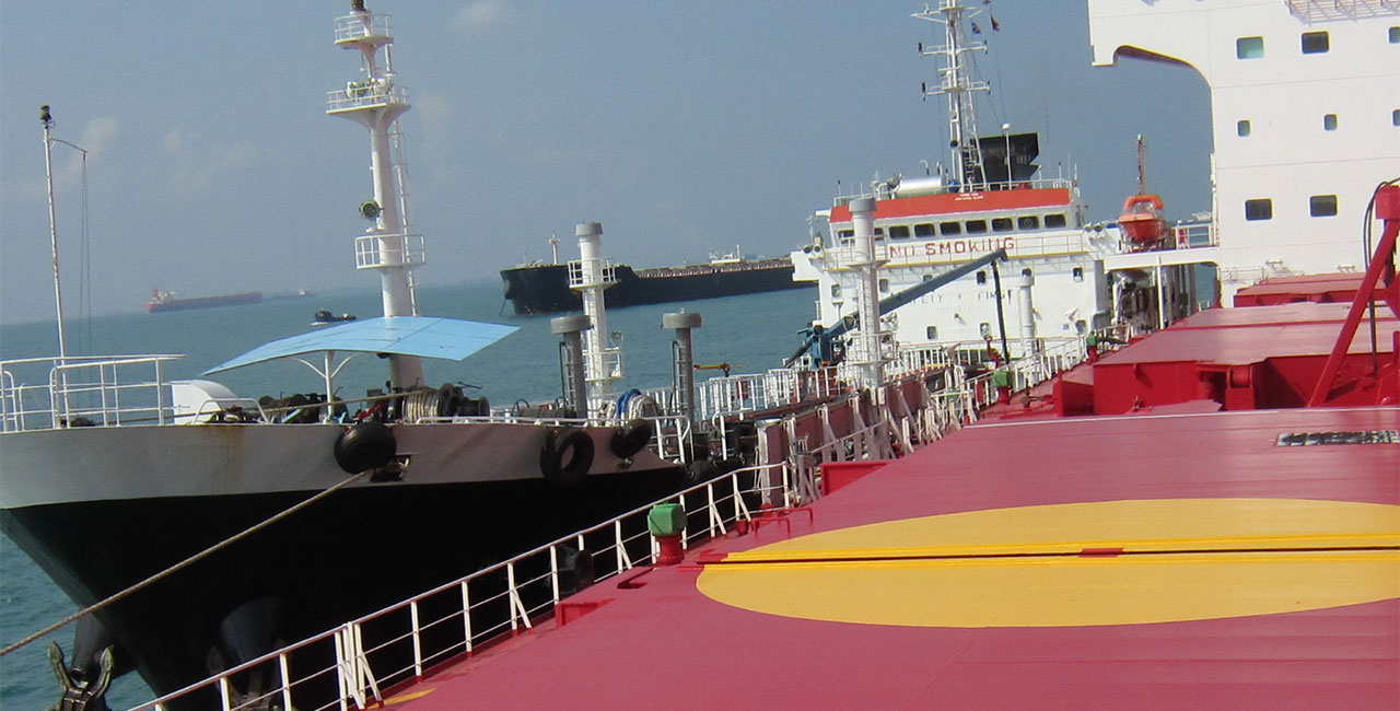 bulk-carrier-deck-home-slider-IAMA-marine2